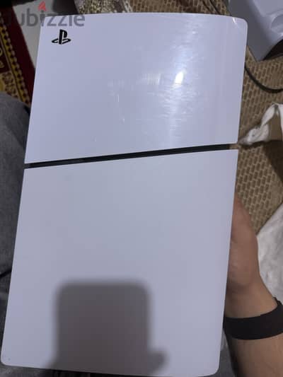 للبيع ps5 slim digital”بكدج كامل" ضمان سنتين
