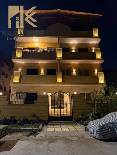 فرصة مميزة للسكن الراقي في مدينة الشروق    للبيع شقة أرضي بجاردن بالحي الثامن فيلات، أحد أهدأ وأرقى أحياء الشروق