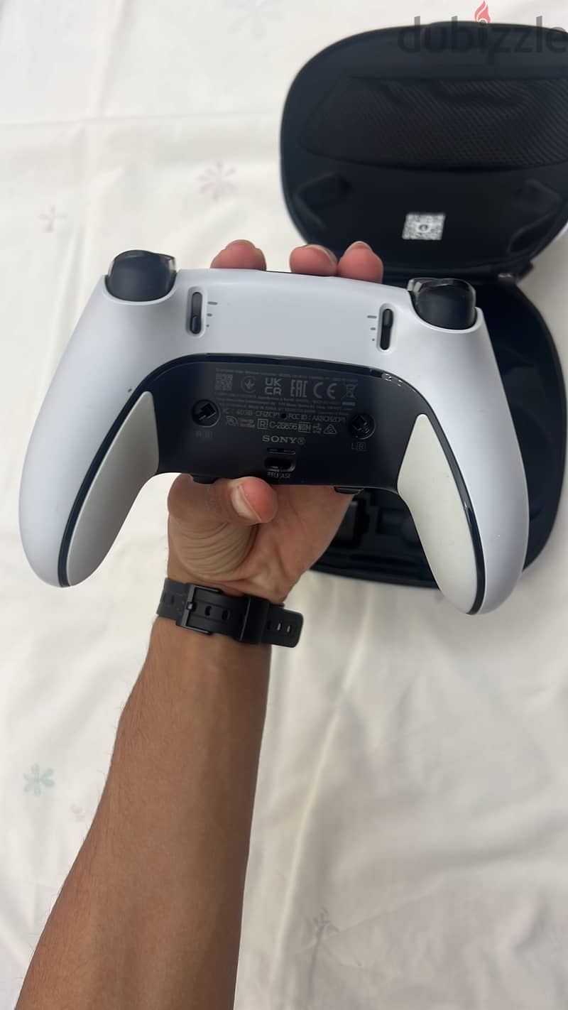 Ps5 dualsence controller 1