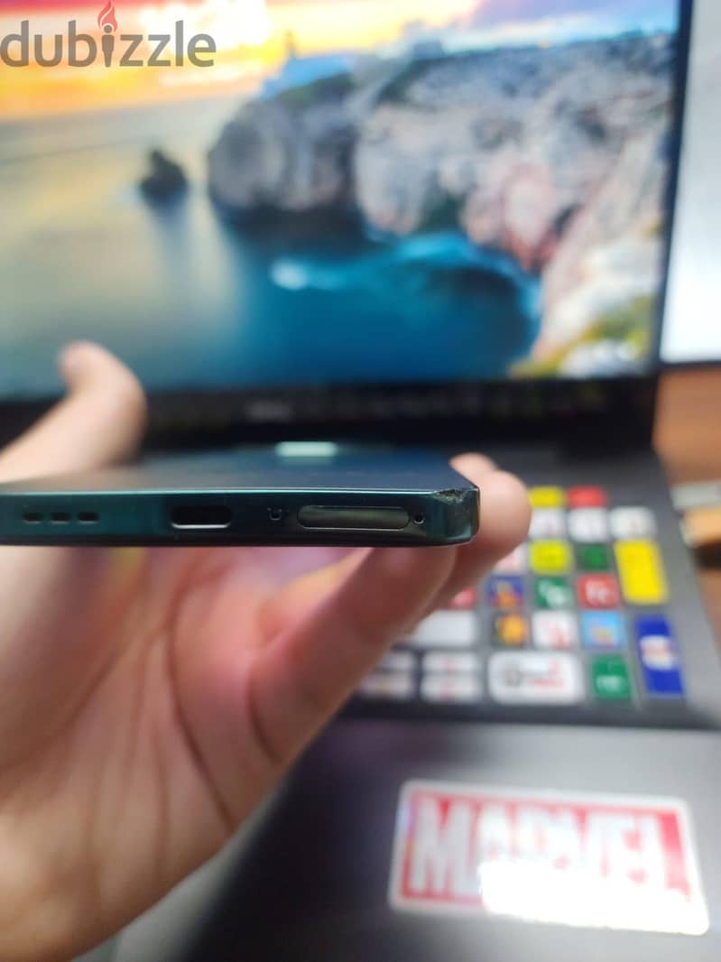 OPPO Reno12 F 7
