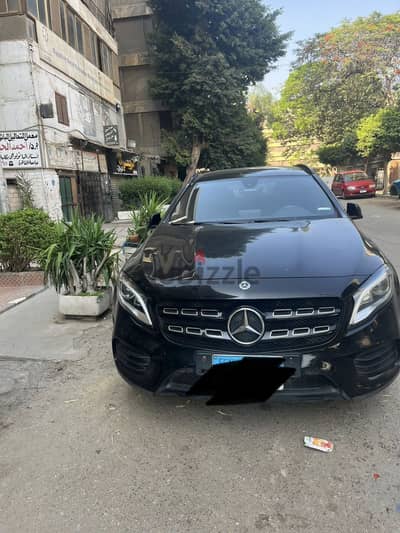 Mercedes-Benz GLA 200 2019
