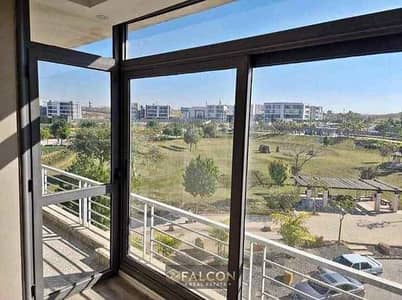 شقة للبيع بحري علي واجهتين وواخده فيو VIP في كمبوند تاج سيتي taj city امام المطار في التجمع الخامس شقة للبيع بحري علي واجهتين وواخده فيو VIP في كمبوند تاج سيتي taj city امام المطار في التجمع الخامس