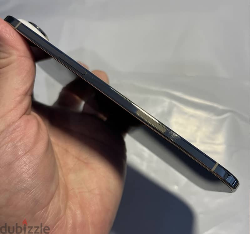 Apple iPhone 17 Air 4