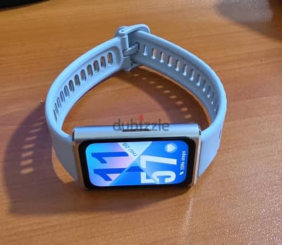 smart watch huawe band 11 pro with the box