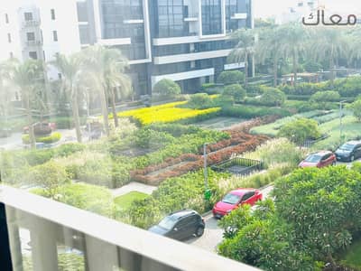 شقة 256 متر متطشبة فسط علي 4 سنين مع واتر واي