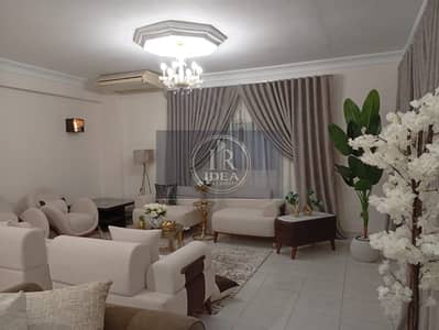 For rent in Al-Yasmeen 1: Garden-facing unit, prime location, modern furnishings.