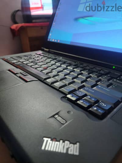 لاب توب لينوفو i7      t420     l كسر كسر  الزيرو