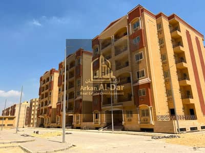 شقة للبيع في لؤلؤة التجمع جرين بيتش امام منطقة الجامعات والمدارس 152م²خطوات من محور محمد نجيب وشارع التسعين وقطامية ديونز ومفيدا والجامعة الأمريكية