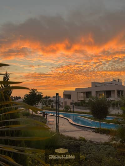 For sale a villa on the Dahshour Connection direct immediate delivery 4 rooms + nanny room