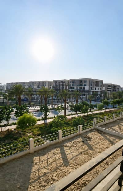 شقة أرضي بجنينة كورنر 3 غرف نوم جاهزة للاستلام للبيع في بالم هيلز نيو كايرو Palm Hills New Cairo