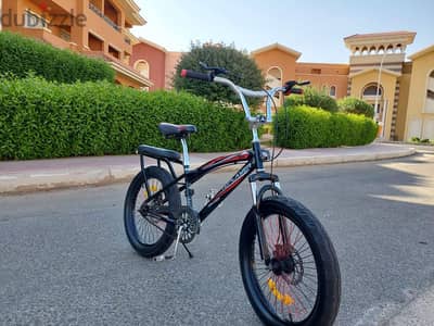 عجله ماركة BMX موديل ( نيجر ) مقاس 20