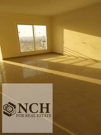 **للبيع | شقة مميزة في Hyde Park New Cairo**  امتلك وحدتك داخل **Hyde Park New Cairo**، أحد أكبر وأرقى المجتمعات السكنية في القاهرة الجديدة،