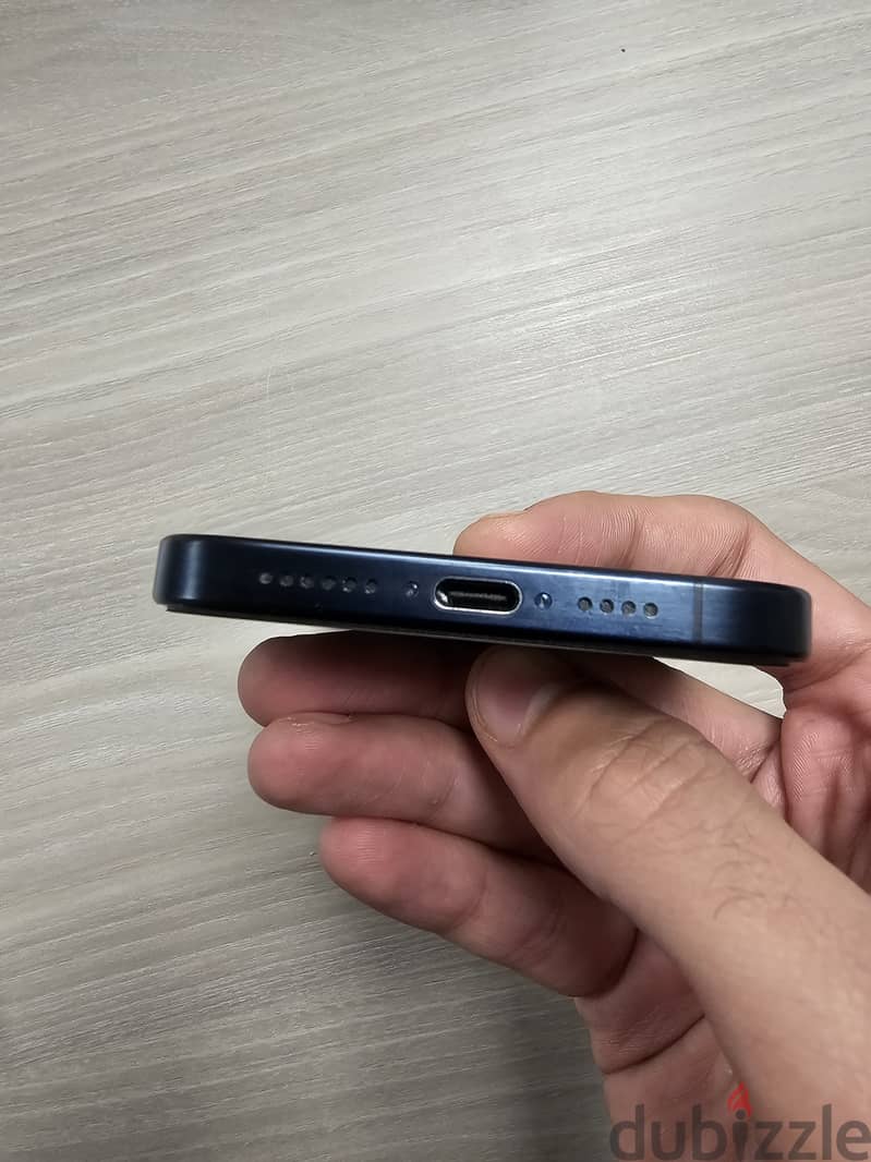 Apple - iPhone 15 Pro Max 3