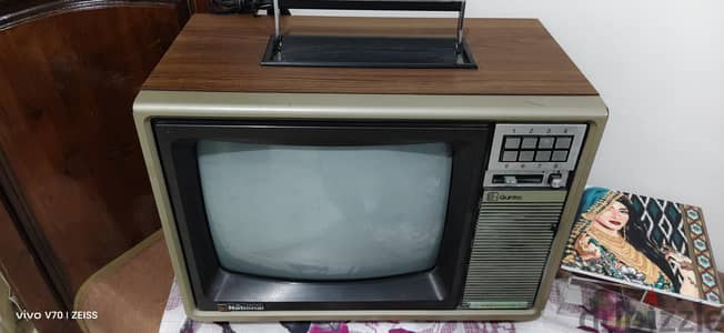  للبيع – تلفزيون National Quintrix Vintage أصلي (وارد السعودية)