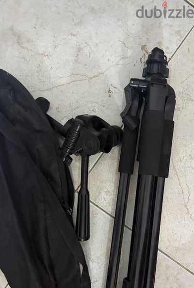 Neopho 8840 tripod