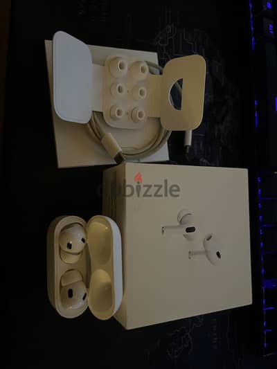 Airpods pro 2nd gen used lightning cable