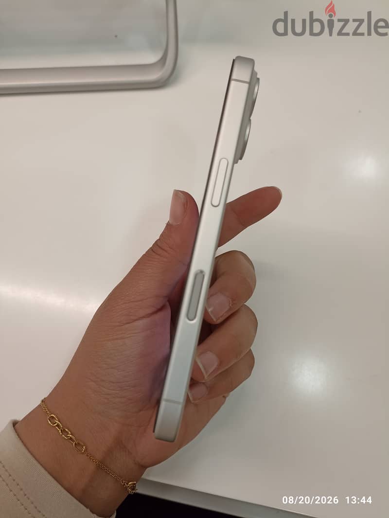 Apple - iPhone 16 3