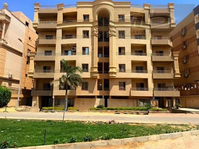 للبيع في اللوتس الجنوبي – موقع مميز جدًا   دقيقة من التسعين الجنوبي – مول سينترو – واتر واي  فيو جاردن  3/4 تشطيب  