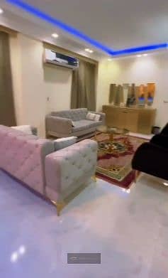شقه للإيجار كمبوند زايد هايتس مدخل زايد٣ مفروشه بالكامل بالتكيفات
