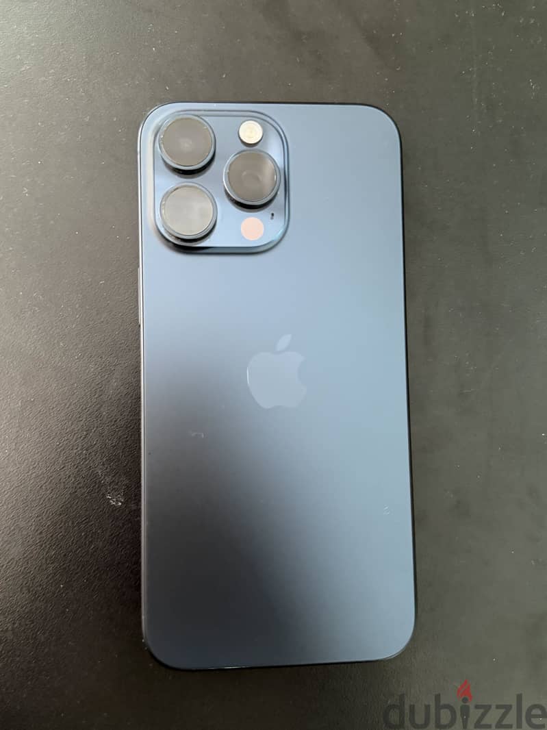 Apple - iPhone 15 Pro Max 1
