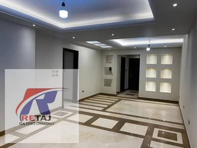 فرصة لن تتكرر. . . شقة وروف مسجله بسعر مميز في أفضل موقع امام المونوريل