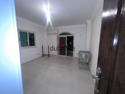 Spacious Apartment for Rent in Al Mostathmer El Sagheer | Elevator | Air Conditioned | Kitchen Included
