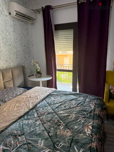 Direct from owner: 205sqm apartment in Courtyard Westown Sodic, 1st floor. Fully furnished, ACs, kitchen & Club S membership included.