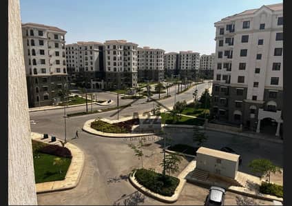 للايجار فى كمبوند سيليا العاصمة الادارية الجديدة كاملة المرافق دور رابع 2 اسانسير 101 متر سعر مميز