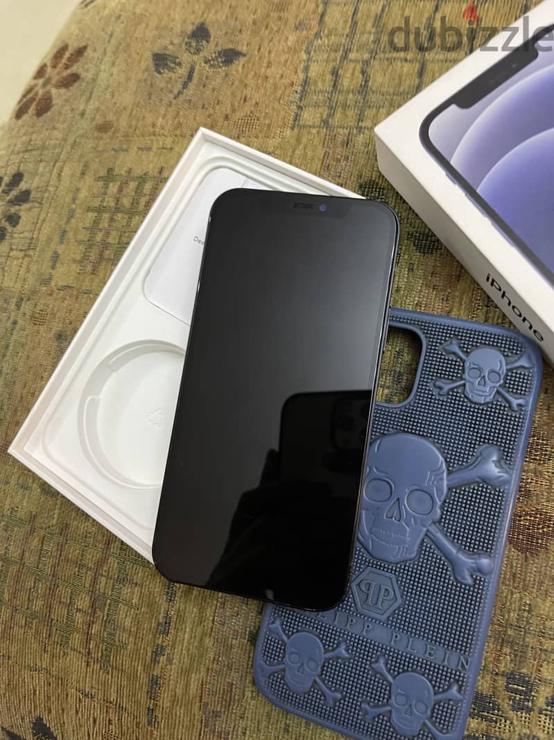 Apple - iPhone 12 5