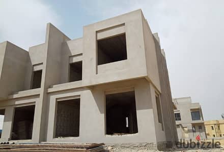 Twin House distinguished in Lake West 3 compound, delivery soon, New Zayed.