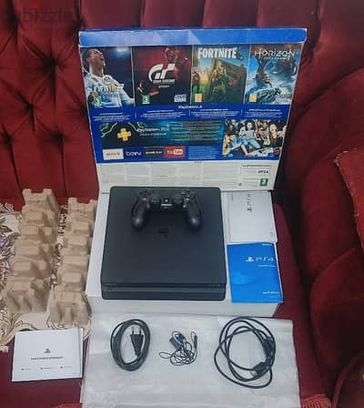 PlayStation 4 Slim in good condition