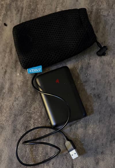 ANKER POWERBANK