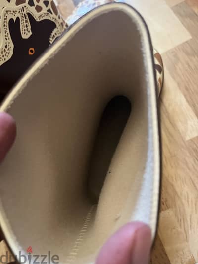 بوط اطفالى جميل
