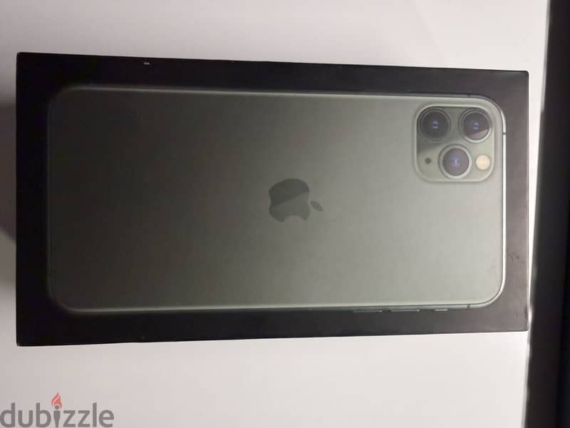 Apple - iPhone 11 Pro Max 2