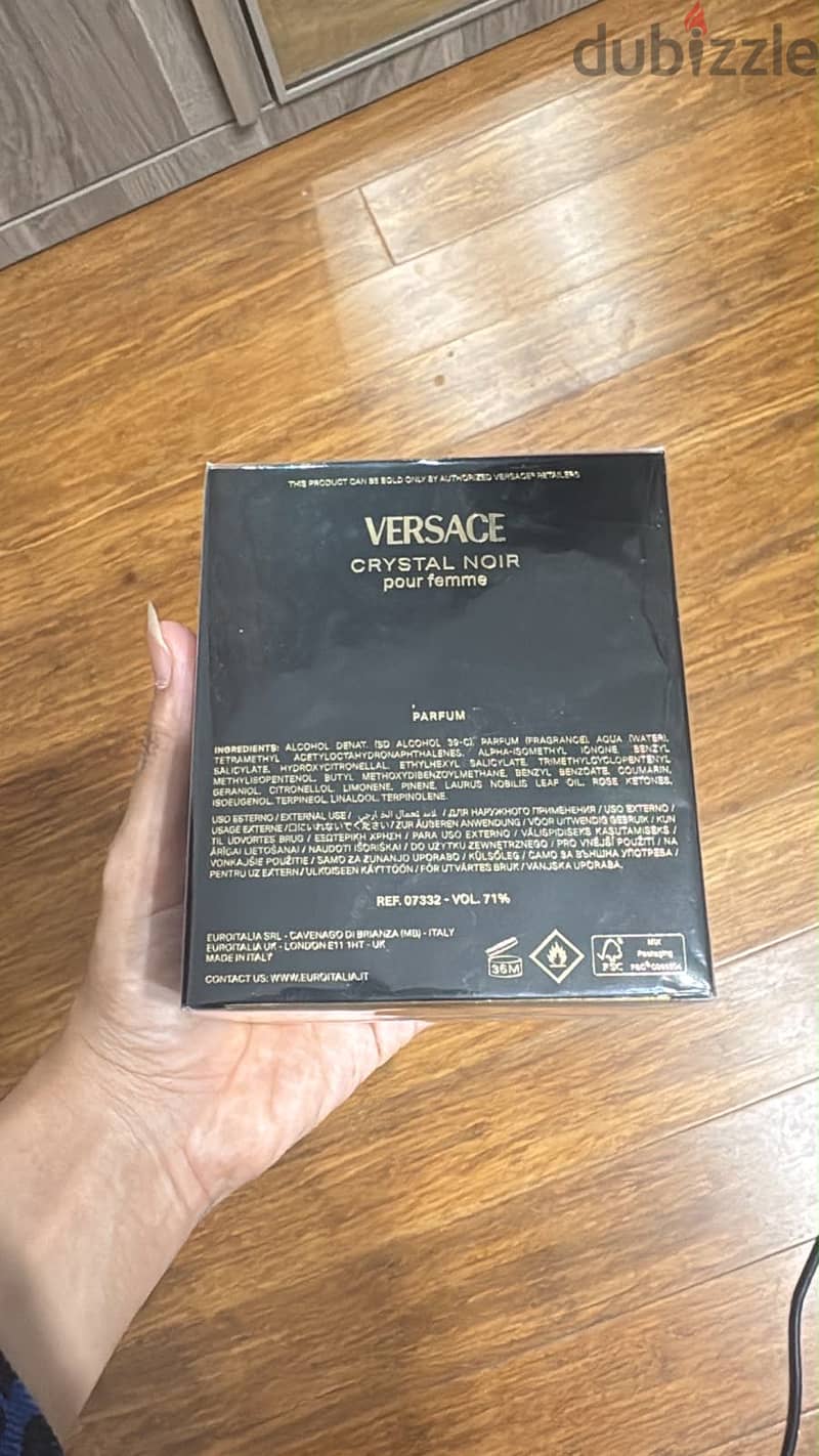 Versce Crystal Noir parfum 90 ml -new unopened 1