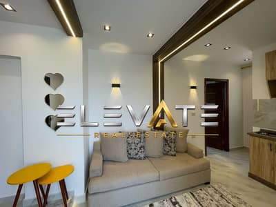 للايجار استوديو 60م و رووف 90م مفروش في كمبوند ستون ريزيدينس القاهرة الجديدة