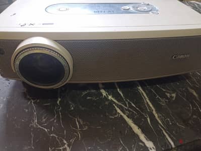 بروجكتر LV-7220