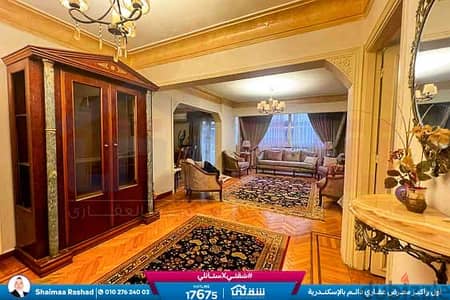 شقة 160م للبيع في لوران | ناصية متفرعة من شعراوي وخطوات من البحر