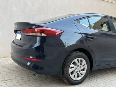 Hyundai Elantra 2017