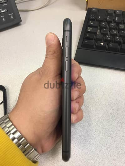 Apple - iPhone 11