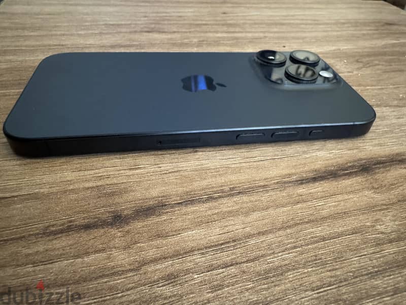 Apple - iPhone 15 Pro 3