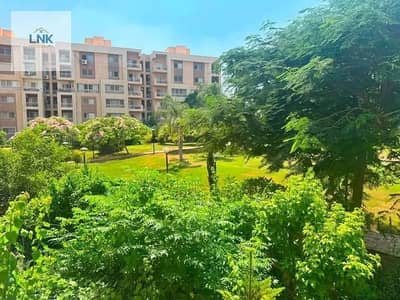 English: Unfurnished 165m² Apartment for Rent in Madinaty B11 | Wide Garden View