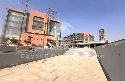 Resale Ready to Move Office 134m Installments for sale in Three Sixty Mall Golden Square Fifth Settlement New Cairo