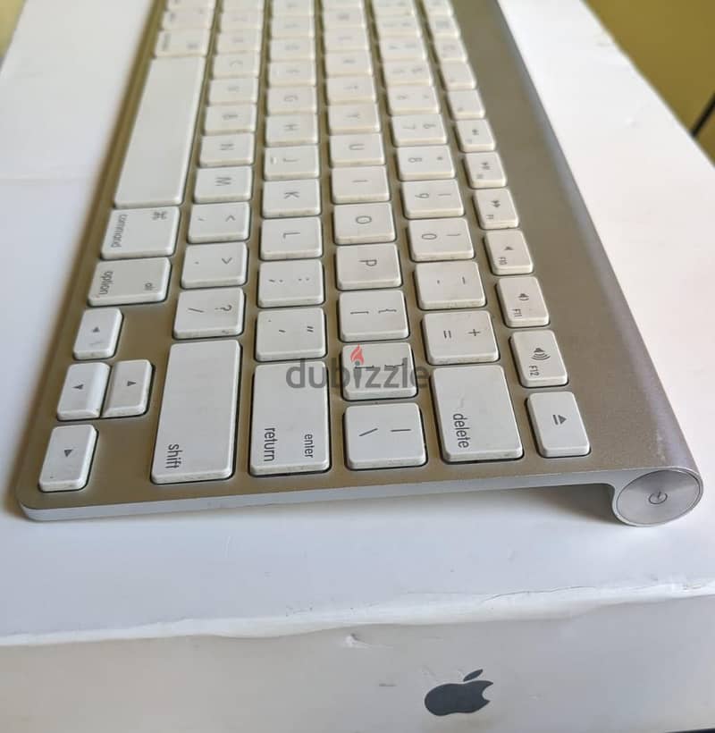 Apple Magic Keyboard &   apple mouse wired 5