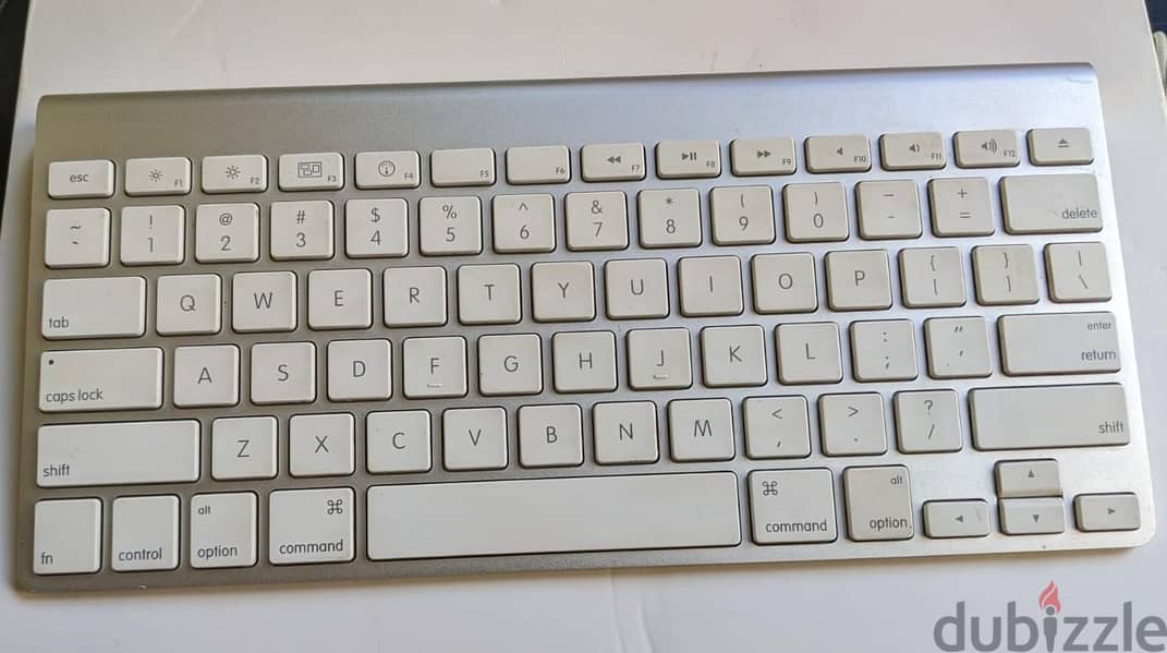 Apple Magic Keyboard &   apple mouse wired 6