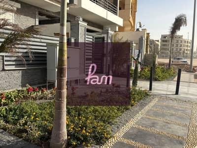 1 Minute from North 90 Street | 235 sqm Apartment