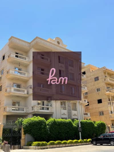 190m Apartment 2nd Row from 90th & SODIC Eastown 190m Apartment 2nd Row from 90th & SODIC Eastown