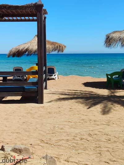 For sale, a first-floor chalet, 110 square meters, 3 rooms furnished, Lasirena Al-Zaafarana