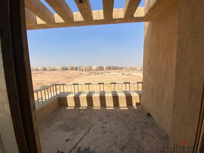 شقة كاملة التأسيس للبيع بكومباوند جاردن هيلز - امام جراند هايتس