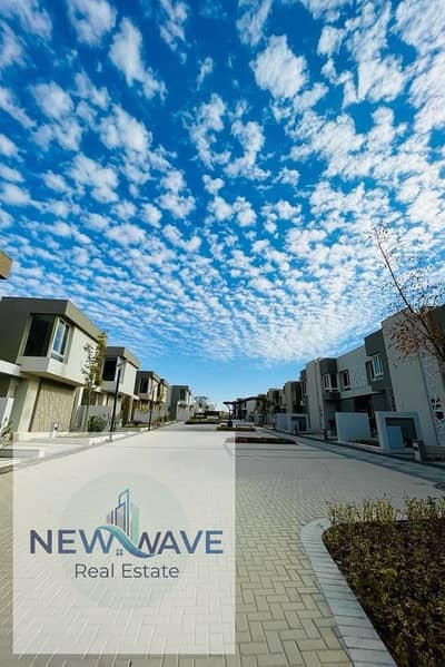 بموقع متميز مساحات خضراء ,  شقه بحديقه بمساحه 132 متر في بالم هيلز - كوبوند باديه , 10 دقايق ل مول العرب  مدينه 6 اكتوبر